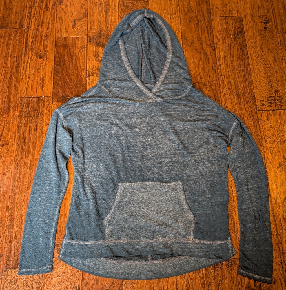 We The Free People Blue Long Sleeve Lightweight Hoodie